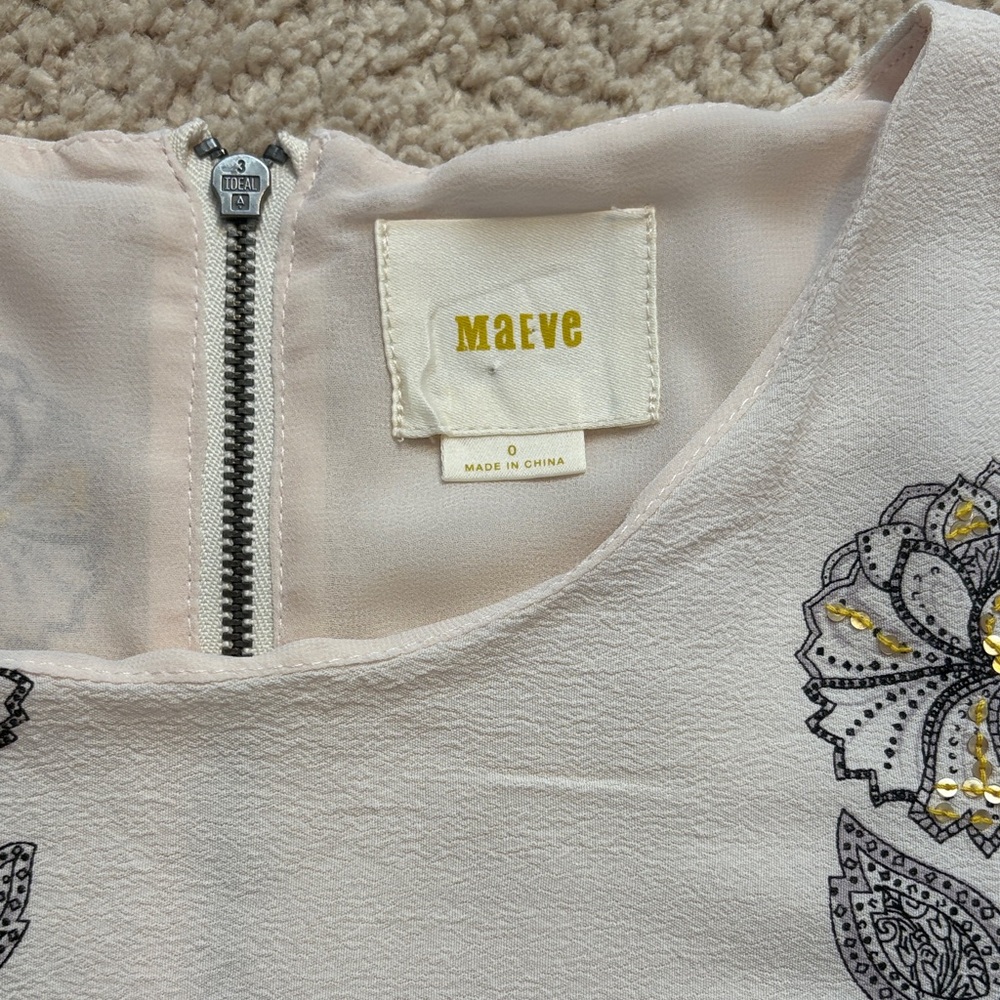 Maeve White Shift Dress with Gray & Yellow Floral Motif - Picture 5 of 14